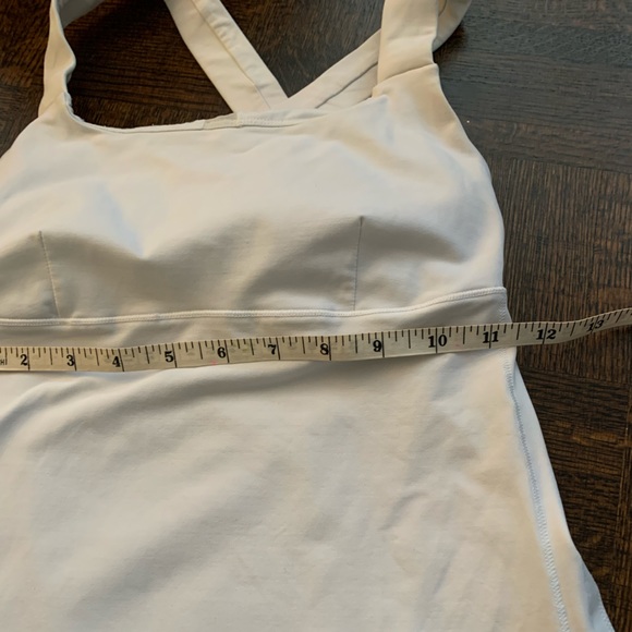Lululemon White Criss Cross Straps Tank Top. Size 4 - Picture 10 of 10